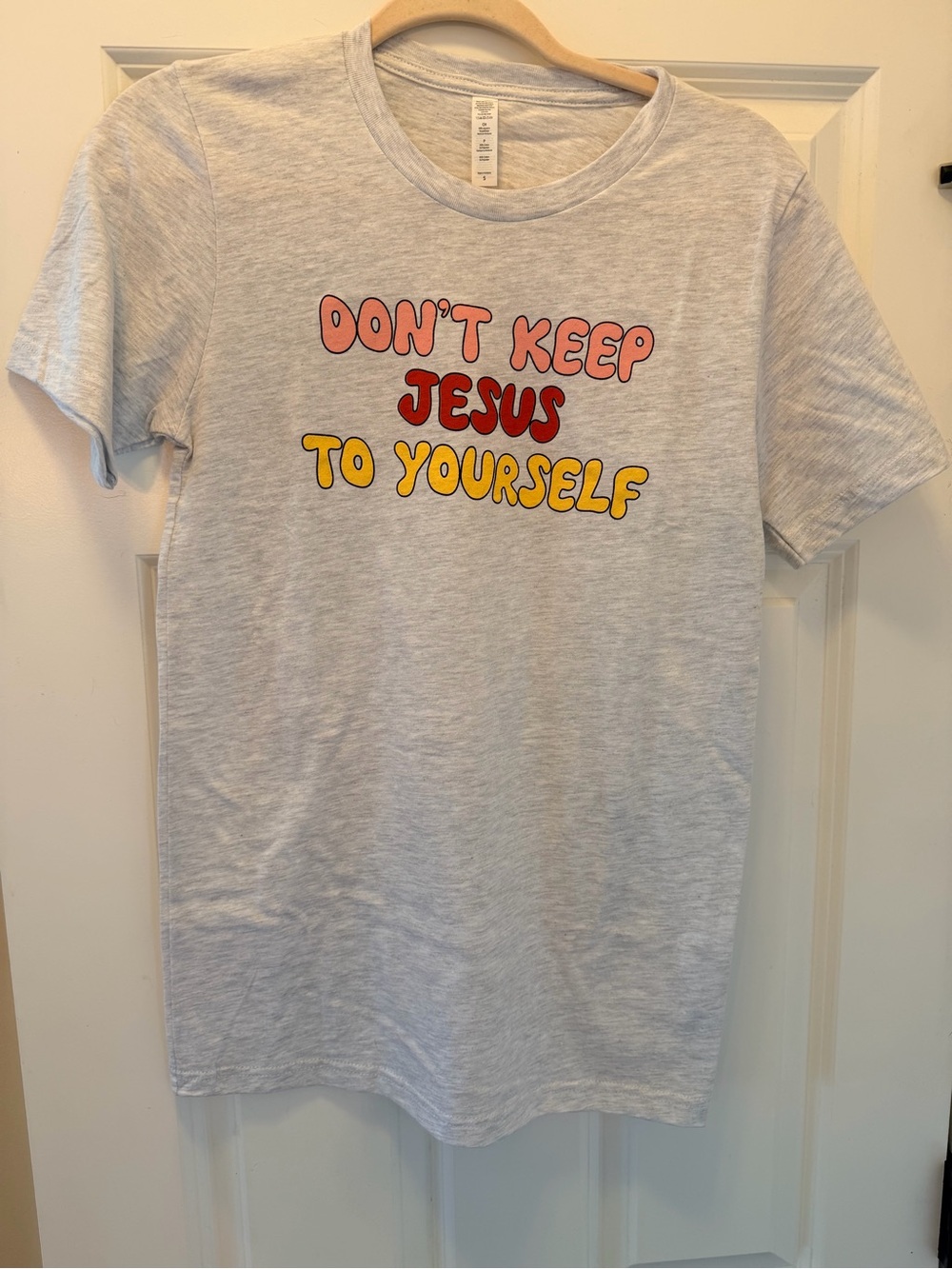 NWT Elly & Grace Don't Keep Jesus To Yourself Graphic Tee - Light Gray